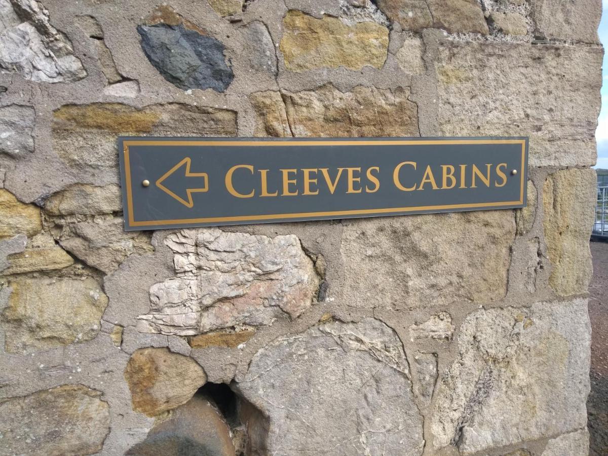 Cleeves Cabins Ailsa Luxury Lodge With Hot Tub Dalry  Exteriér fotografie